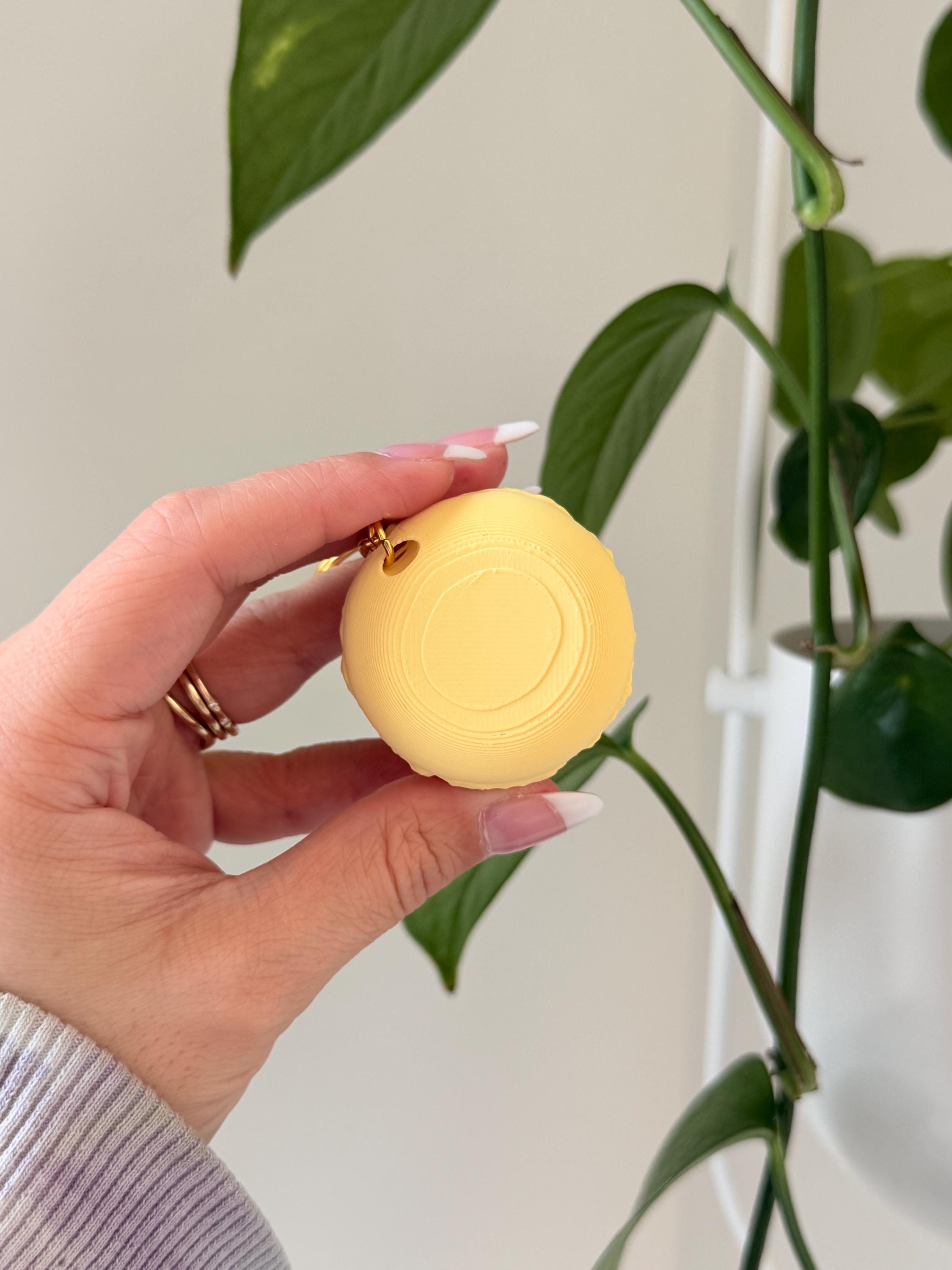 3D Printed Macaron Fidget Clicker | Strawberry, Lemon, Pistachio, Lavender Flavors (Clicky or Silent) __etsy:7905086442