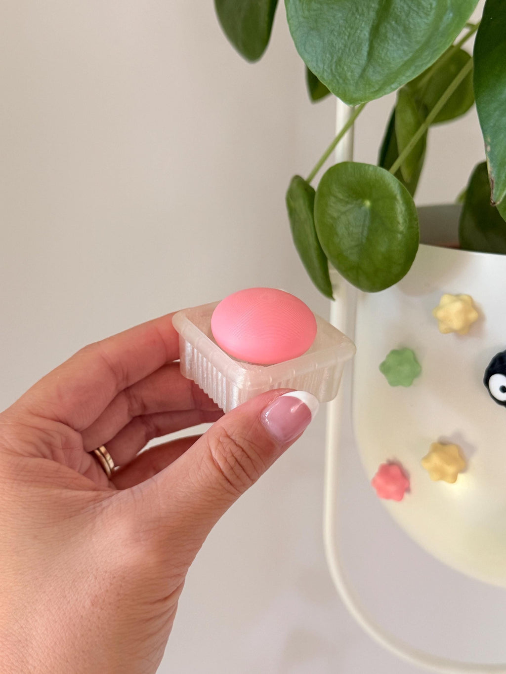 3D Printed Mochi Fidget Clicker Toy | Pink, Green, White Desk Accessory __etsy:8149121573
