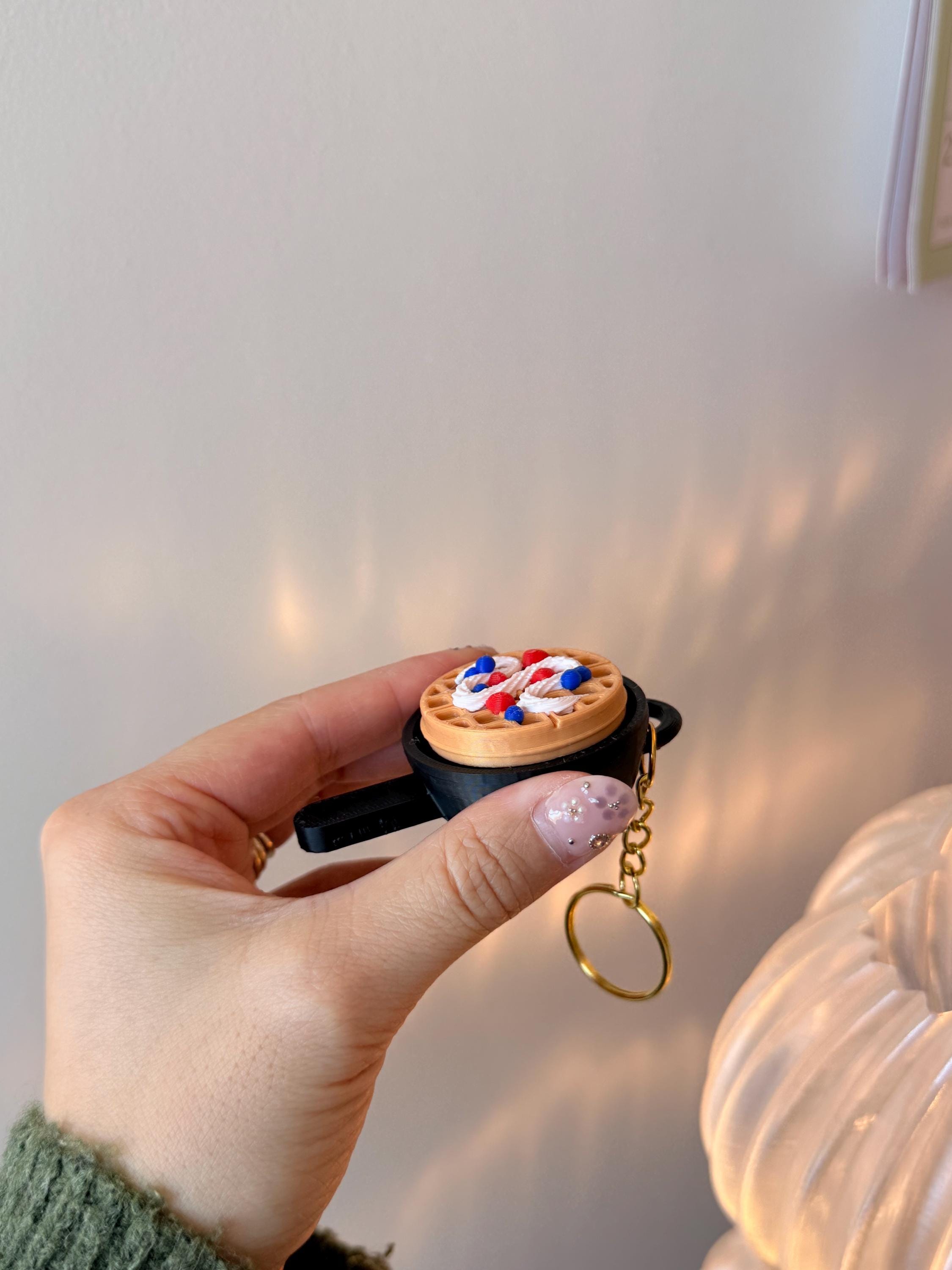 3D Printed Waffle Fidget Clicker Keychain | Raspberry, Blueberry, Banana Toppings (Silent/Clicky) __etsy:7780044272