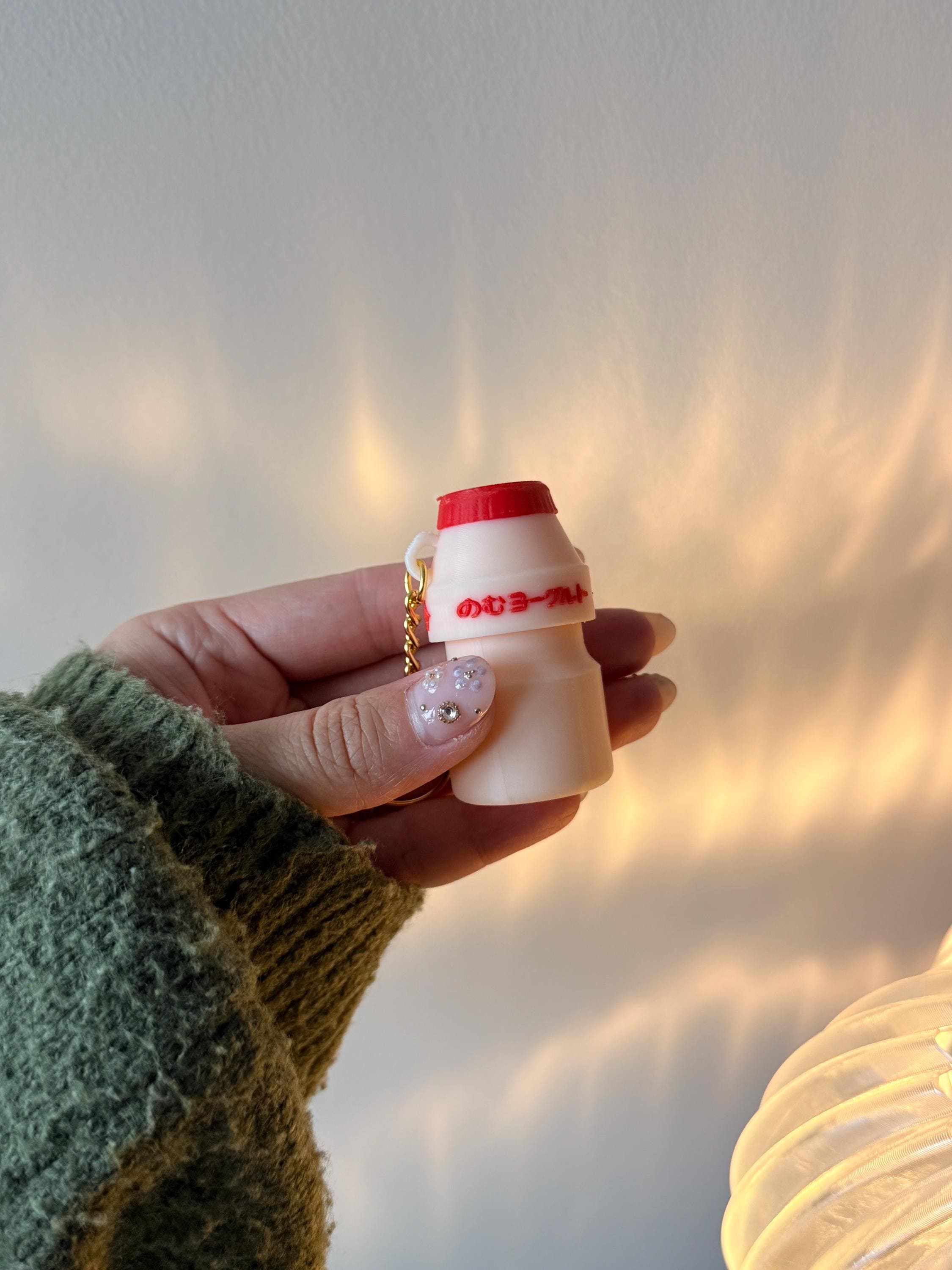 3D Printed Yakult-Inspired Clicker Fidget – Kawaii Yogurt Keychain, Desk Toy (PLA) __etsy:7756154156
