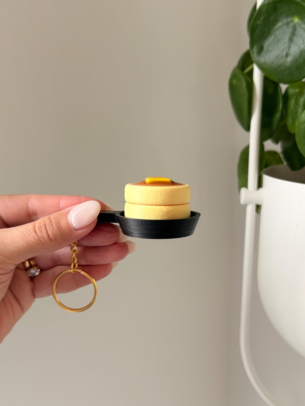 Japanese Soufflé Pancake Fidget Keychain | 3D Printed Fluffy Stack (Silent or Clicky) __etsy:7843293078