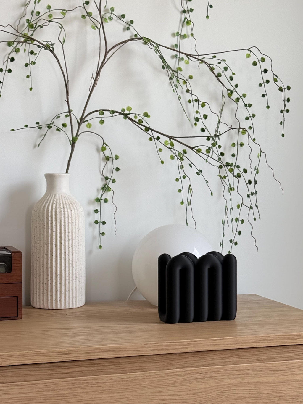 Wavy Laptop Stand | Sculptural 3D Printed Desk Organizer | Modern MacBook Dock __etsy:8307611731