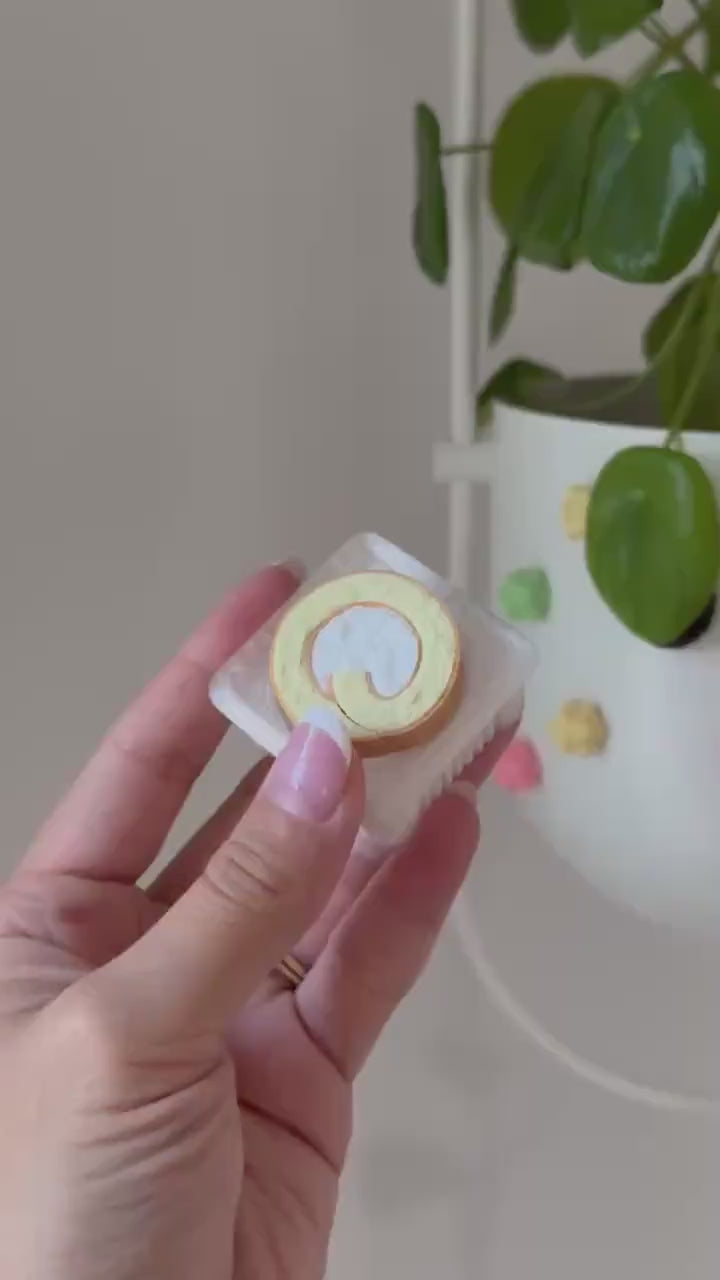 3D Printed Roll Cake Fidget Clicker | Japanese Convenience Store Dessert Toy, Matcha Cream Keychain